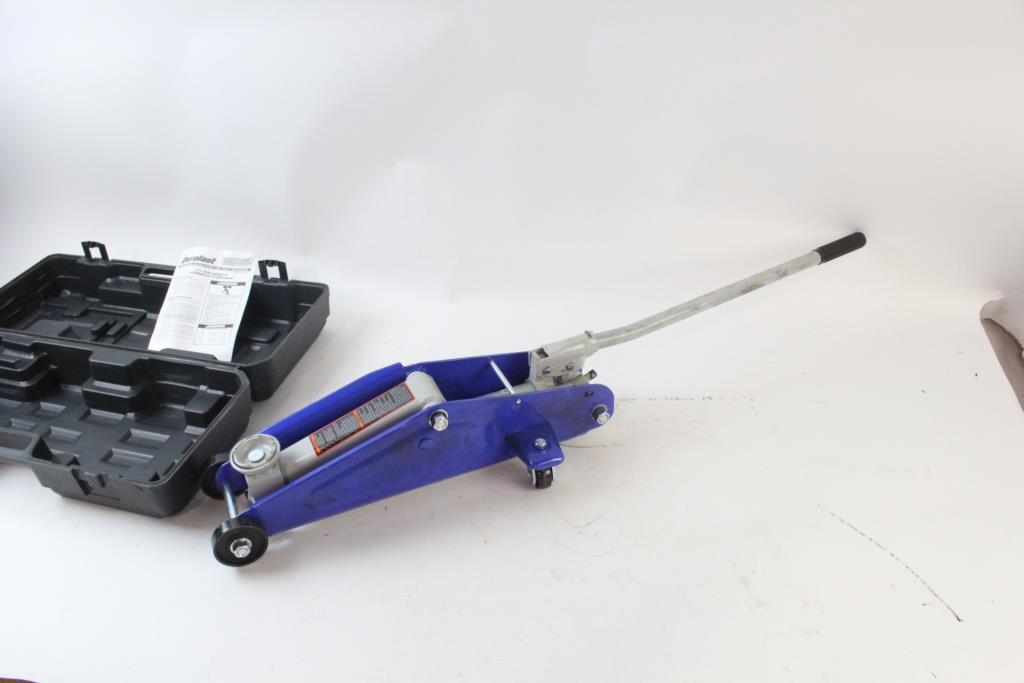 Duralast 2.5 Ton Hydraulic Floor Jack Property Room