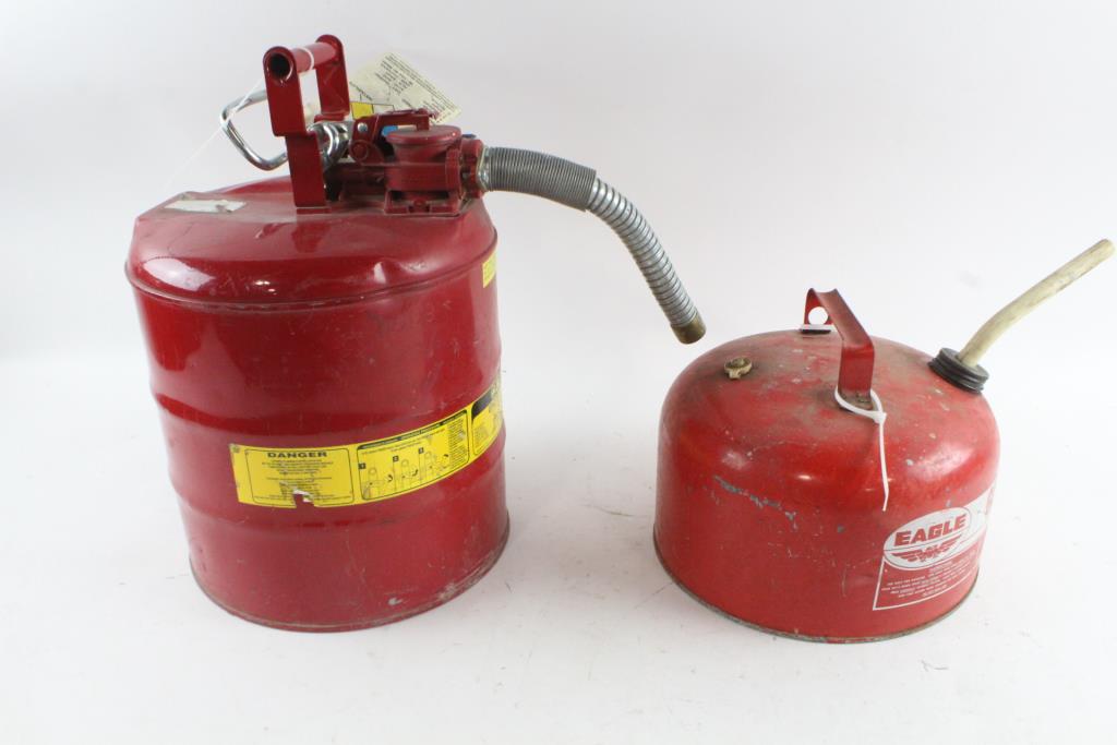 Eagle + JustRite Gas Cans, 2 Pieces Property Room