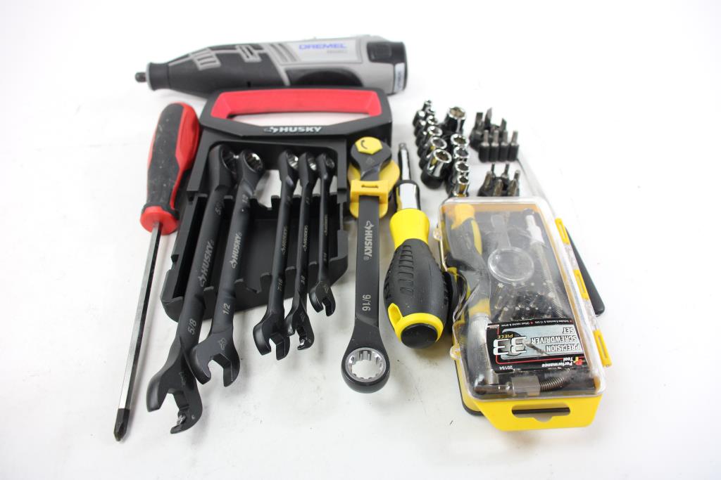 Eddie Bauer Tool Bag With Misc Tools Property Room