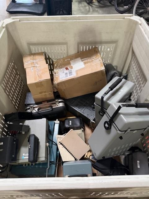 Electronics Lot - PALLET NOT INCLUDED