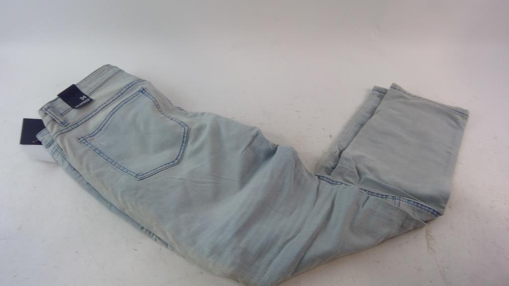 Elwood Jeans, Size 34 Property Room