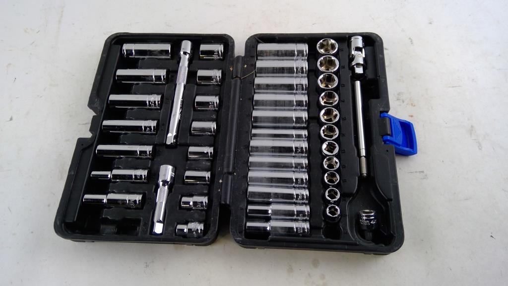 EpAuto Sockets In Case