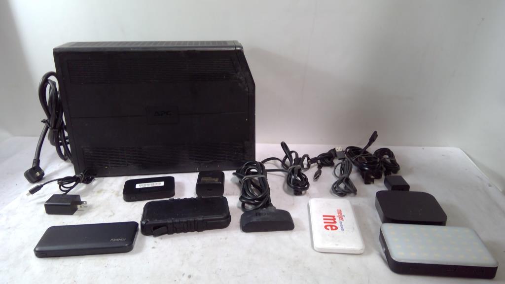 Eventek Portable Power Bank, Apple Tv, And More, 14+ Pieces Property Room