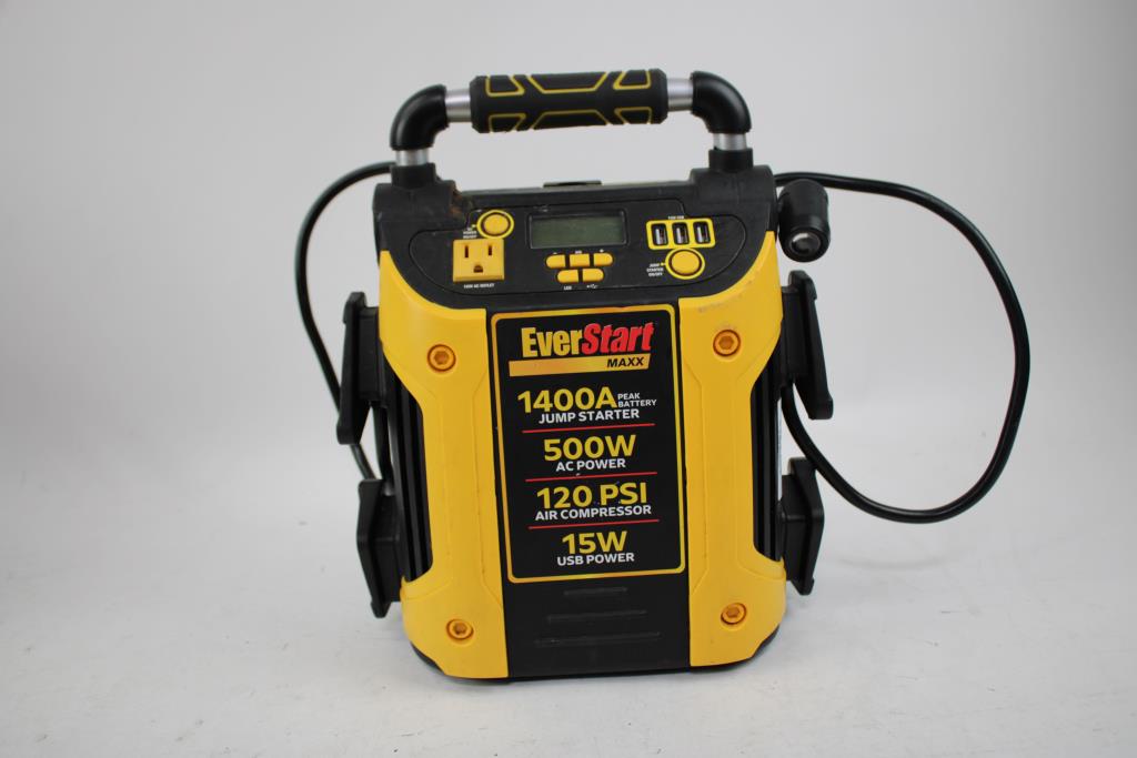 EverStart Maxx 1400A Portable Power Station