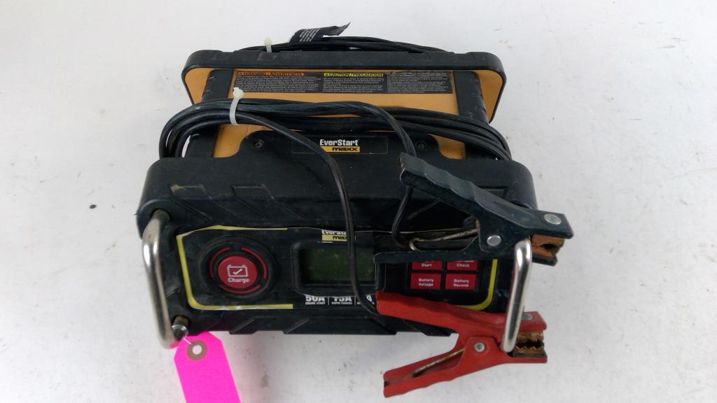 Everstart Maxx Car Battery Charger