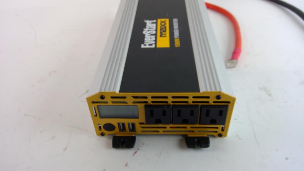 EverStart Maxx Power Inverter Property Room