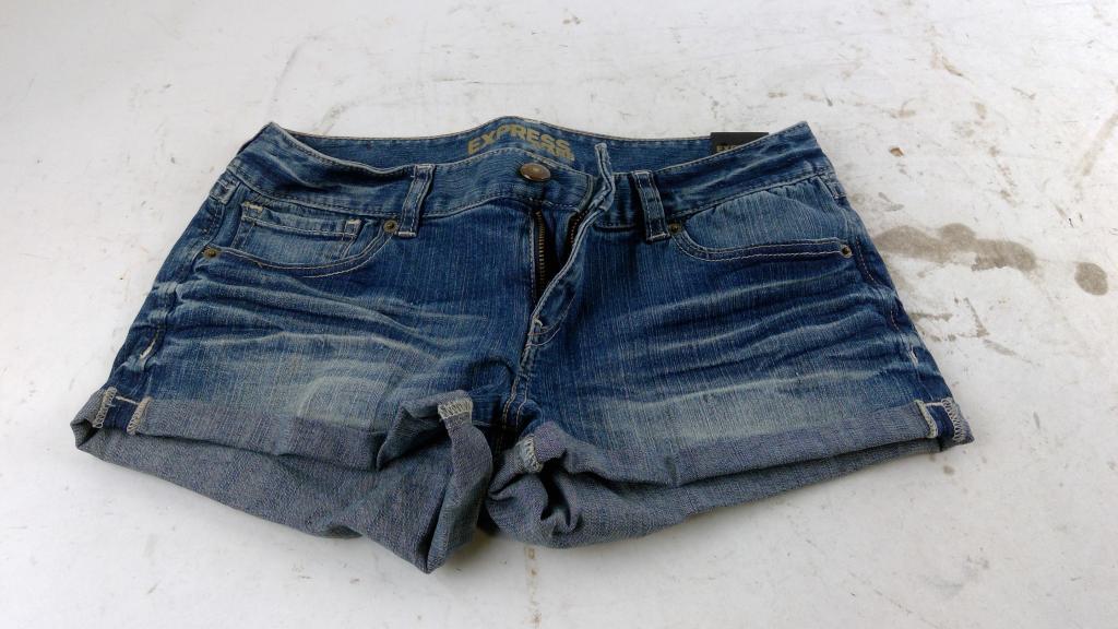 Express Jean Shorts Size 6