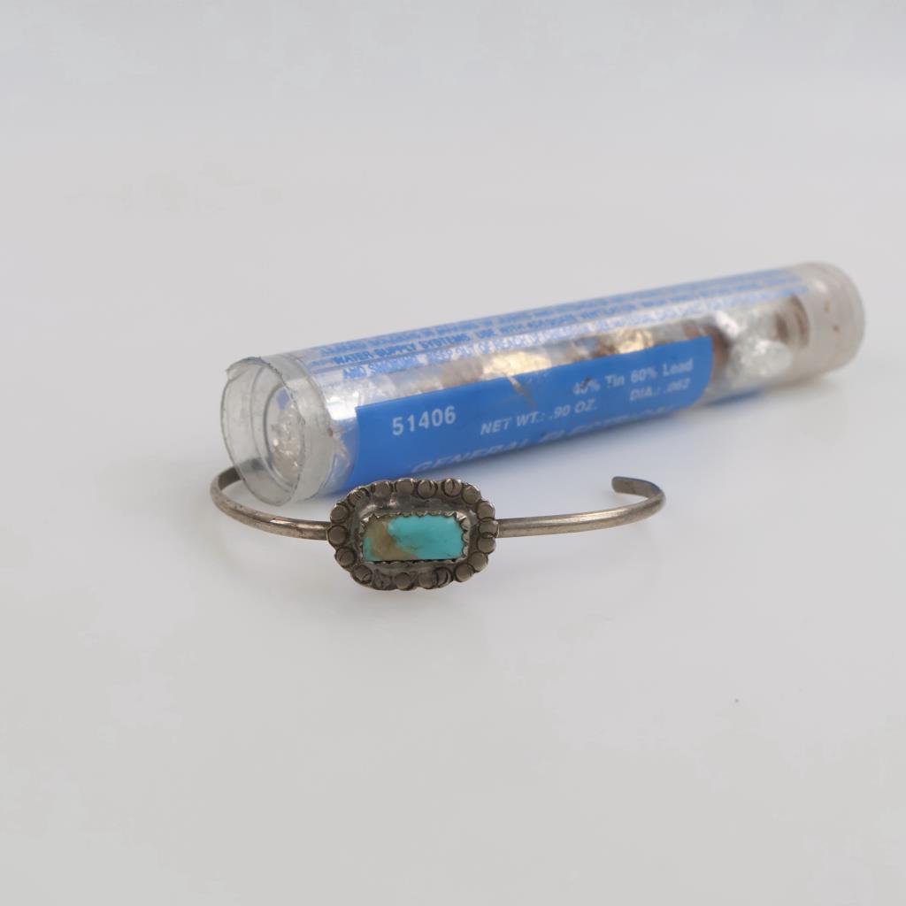 Fashion Bracelet And Electrical Solder, 2 Pieces