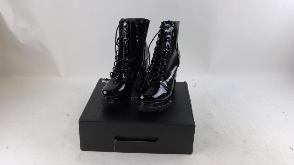 Fashionnova Women Boots  Size 7.5
