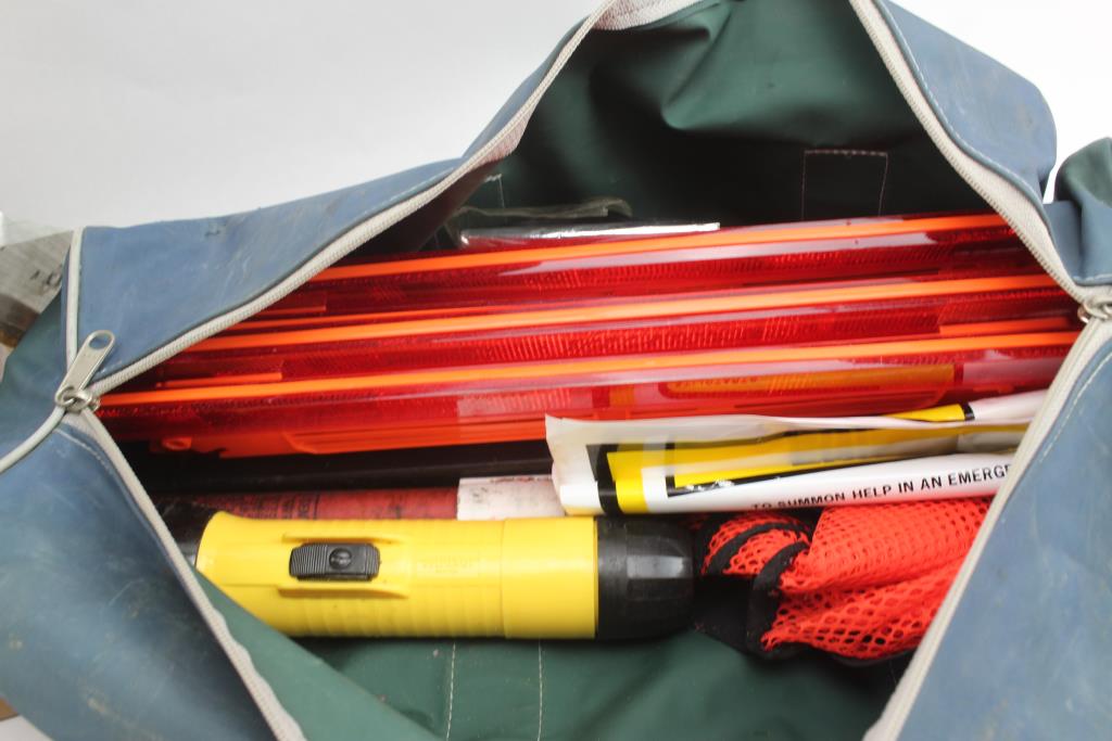 Fire Extinguisher, Fluorescent Luminaire, Roadside Emergency Kit And More 5+ Items Property Room