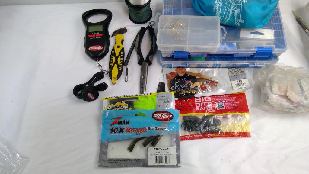 Fishing Hooks And More Fishing Gear Bulk Lot, 30+ Pieces Property Room