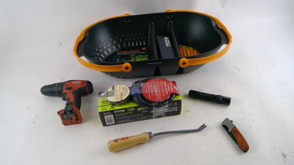 Fiskars Garden Basket And More 5+ Pieces