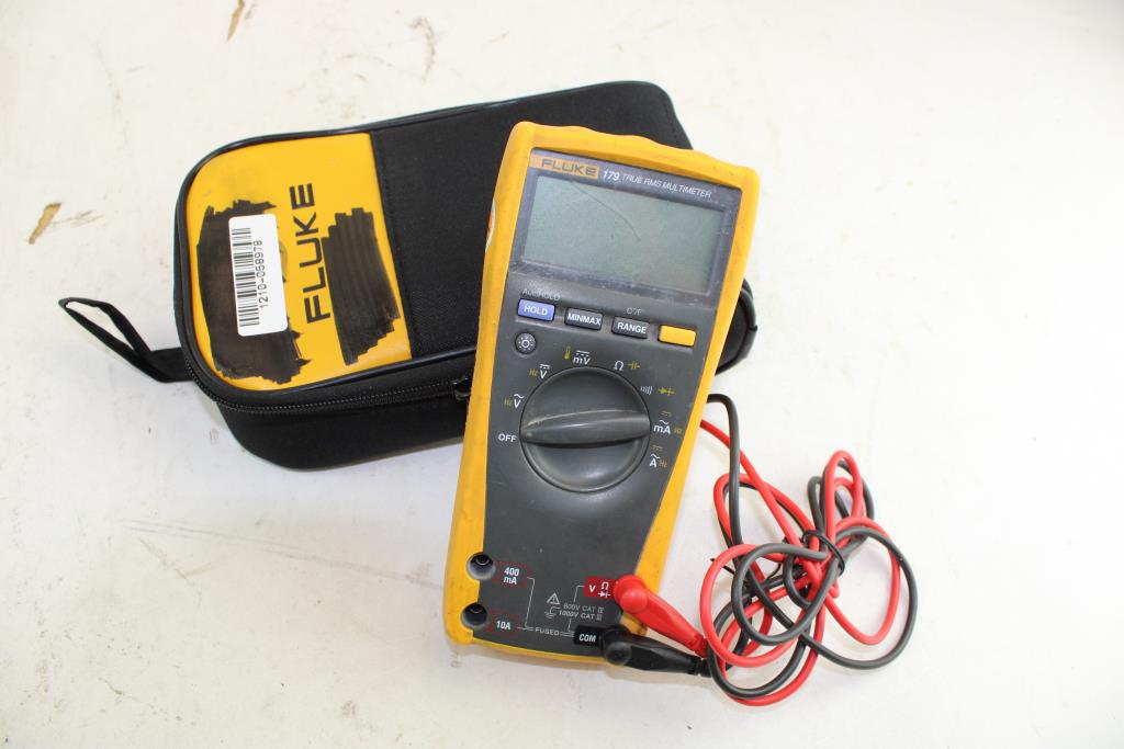 Fluke 179 TrueRMS Digital Multimeter Property Room