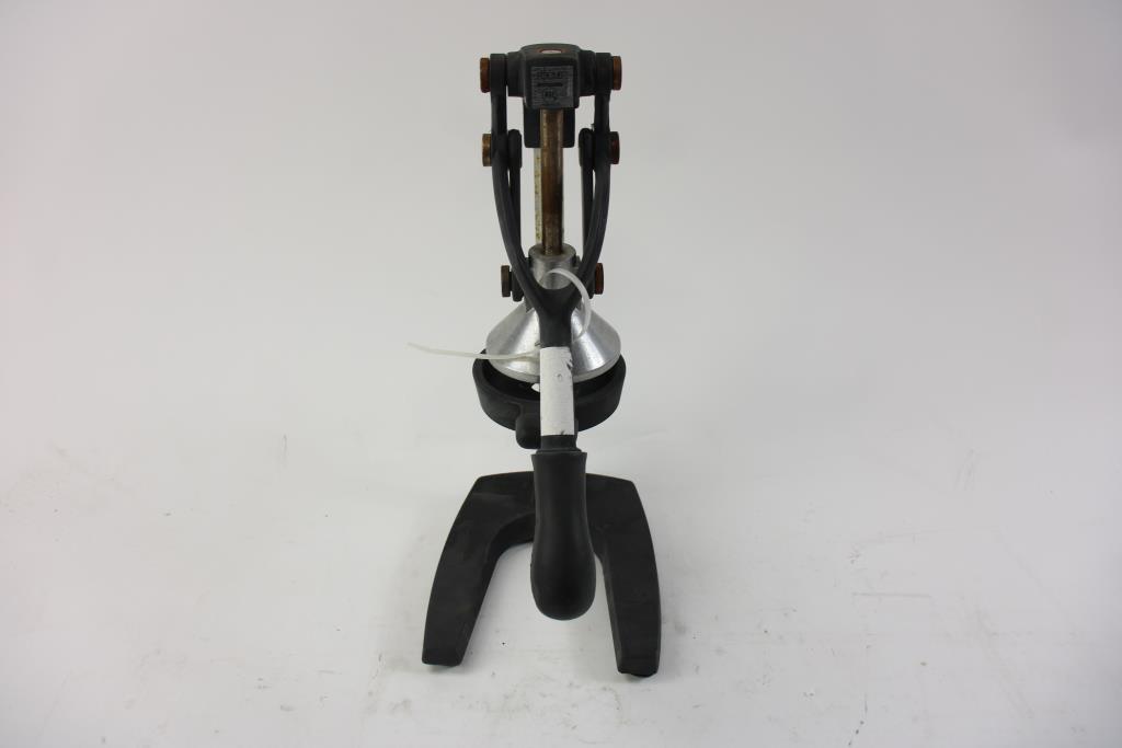 Focus Foodservice Jupiter Juice Press Property Room