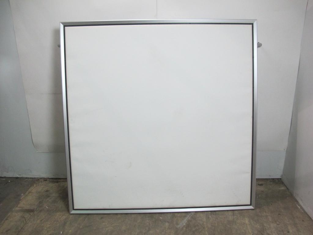 Folding Projector Screen, ***FLORIDA APPT ONLY*** Property Room