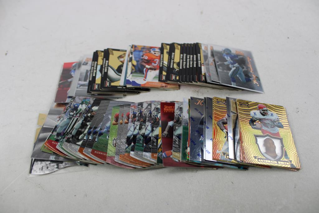 Football Trading Card Lot, 20+ Cards