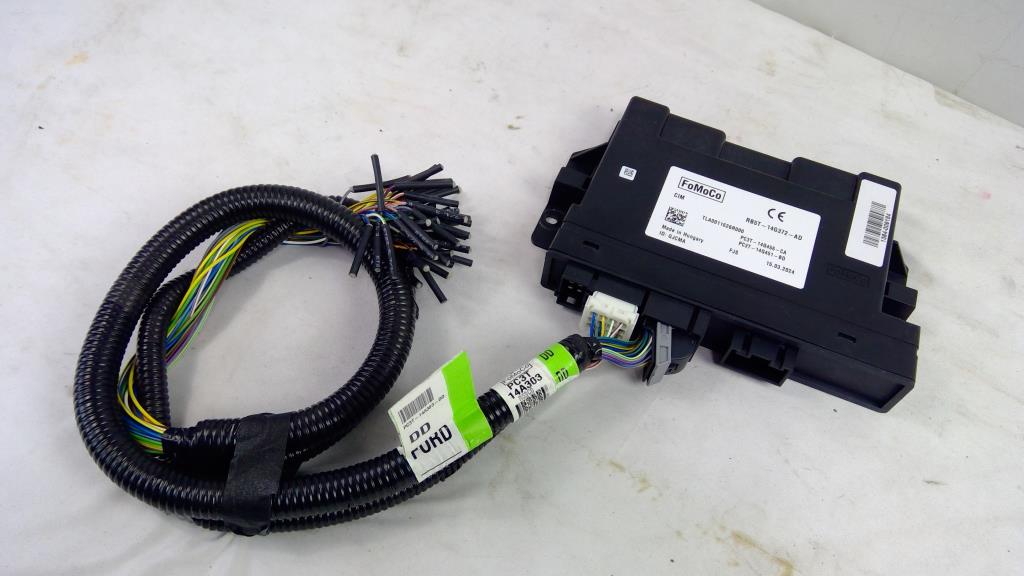 Ford Interface Module RB5T-14G372-AD