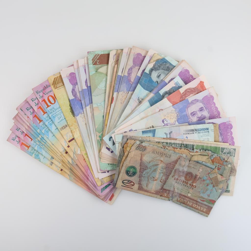 Foreign Bills; 45+ Pieces