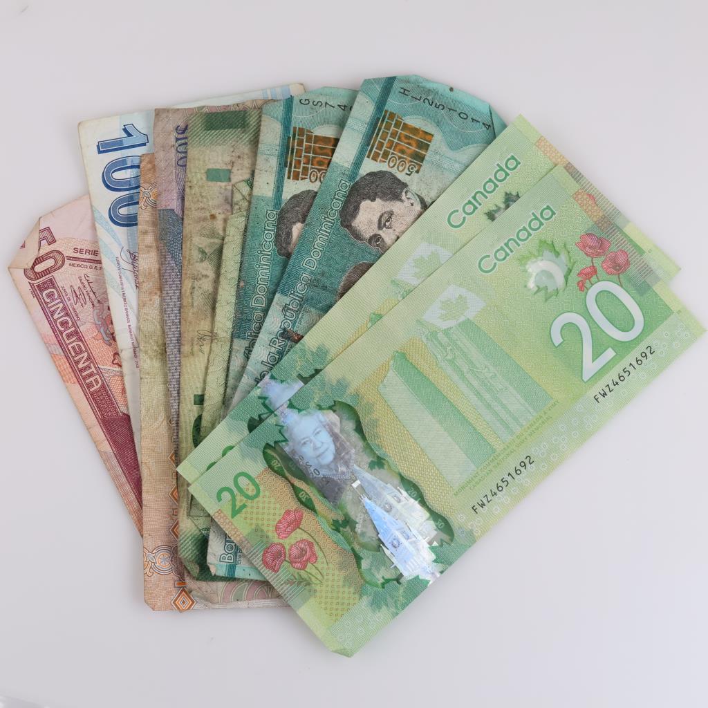 Foreign Currency, 10 Pieces