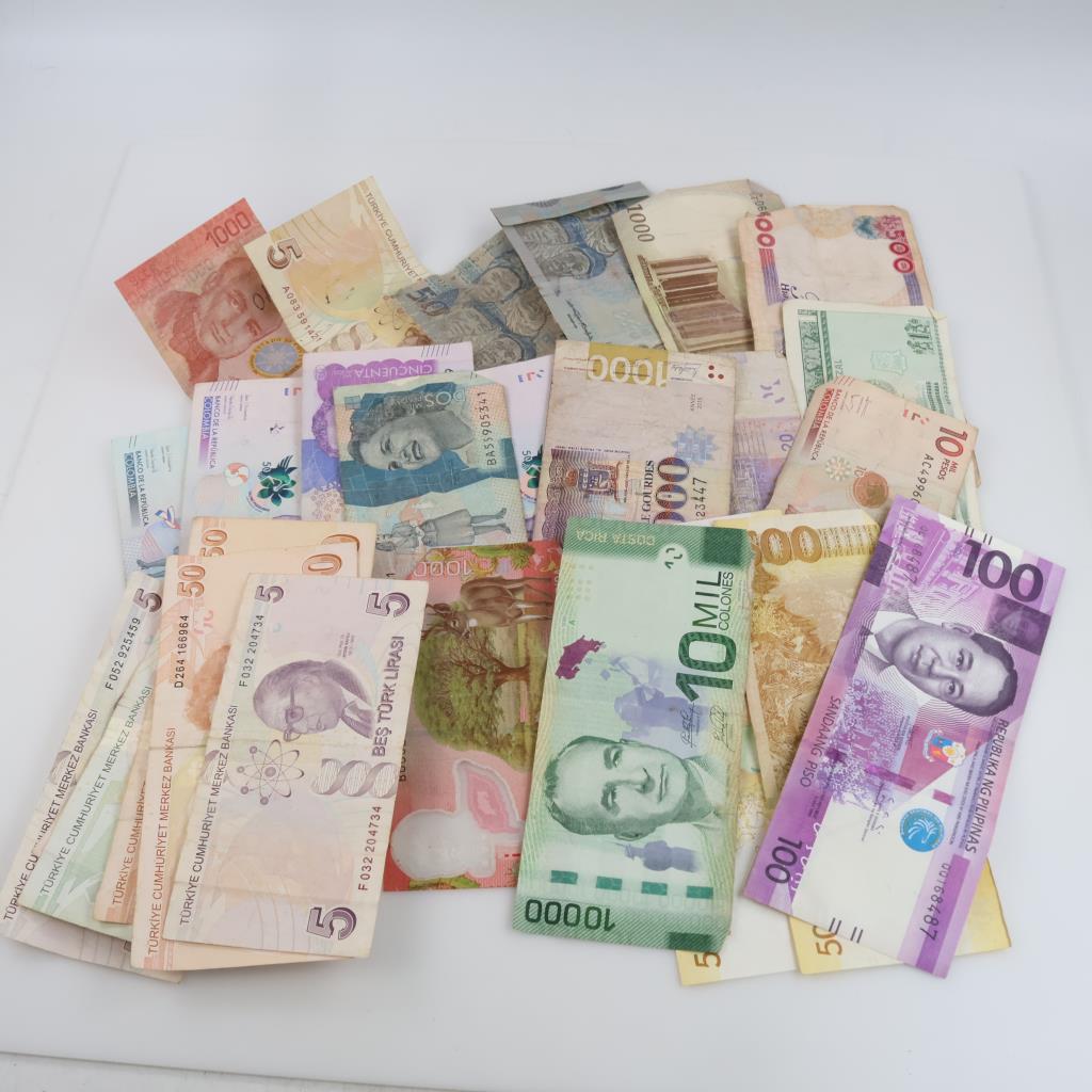 Foreign Currency, 25+ Pieces