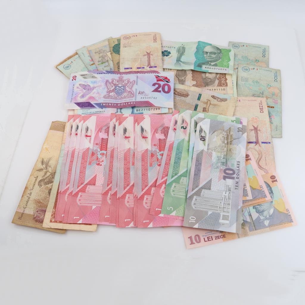 Foreign Currency, 50+ Pieces