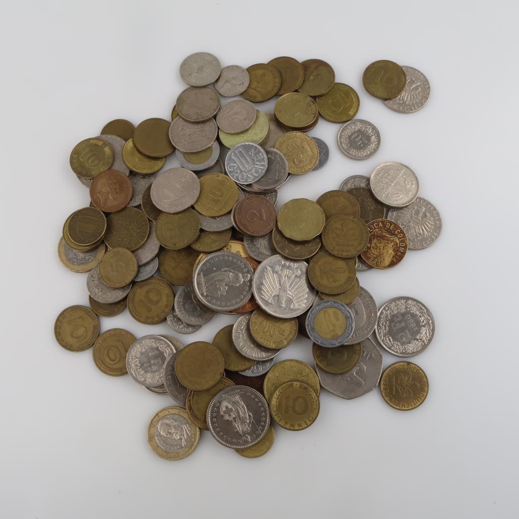 Foreign Currency And Tokens, 1+lb.