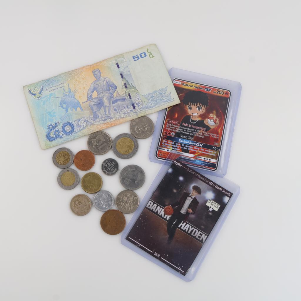 Foreign Currency With Bankrol Hayden Trading Cards, 9+ Pieces