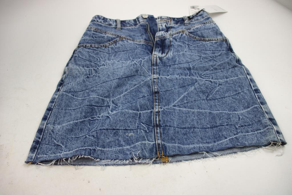 Forever 21 Denim Skirt Size 25, Rue21 Small Pink Anchor Hoodie, And More, 4 Pieces