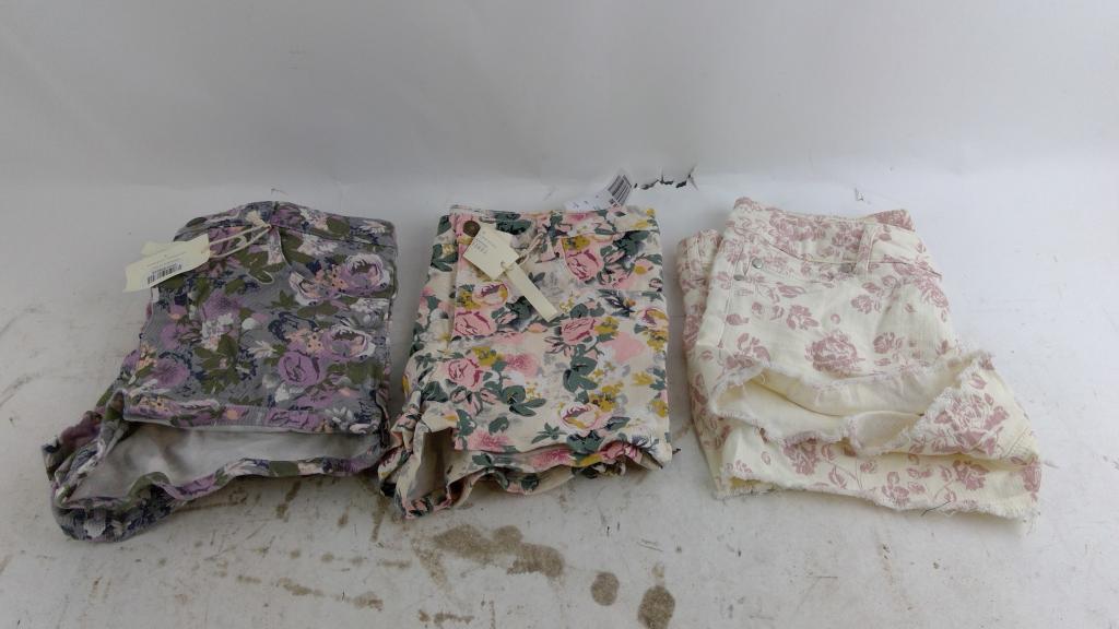 Forever 21 Shorts Size 28 3 Pieces