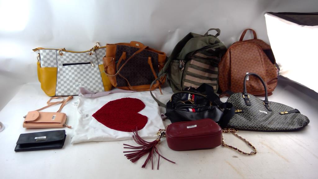 Forever Lovely Bag And More 5+ Pieces
