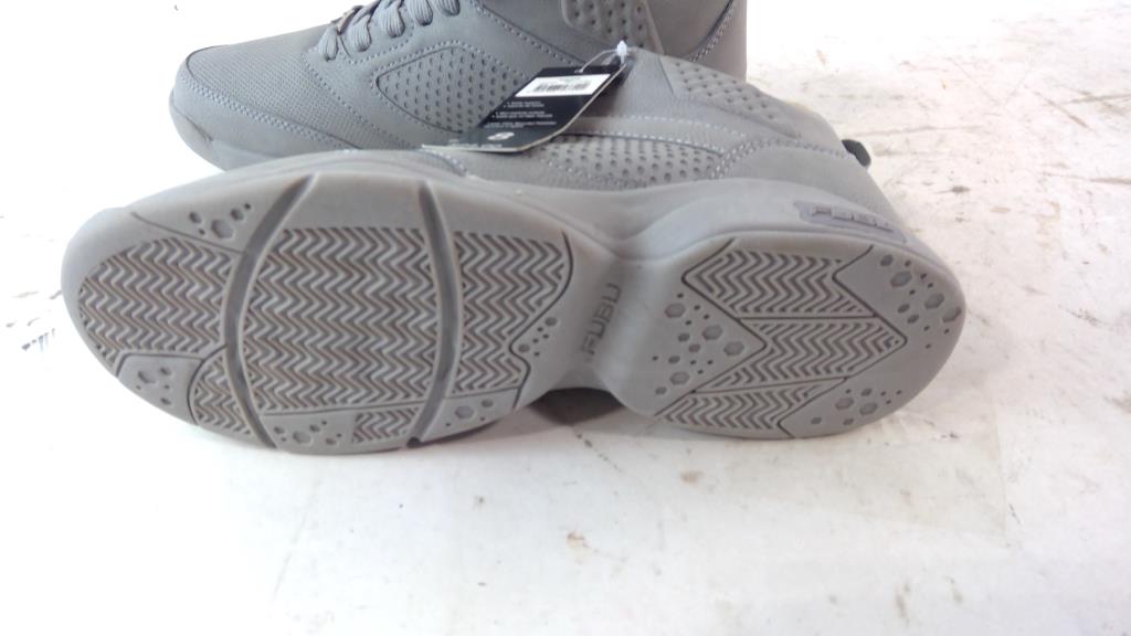 mens basketball shoes size 12