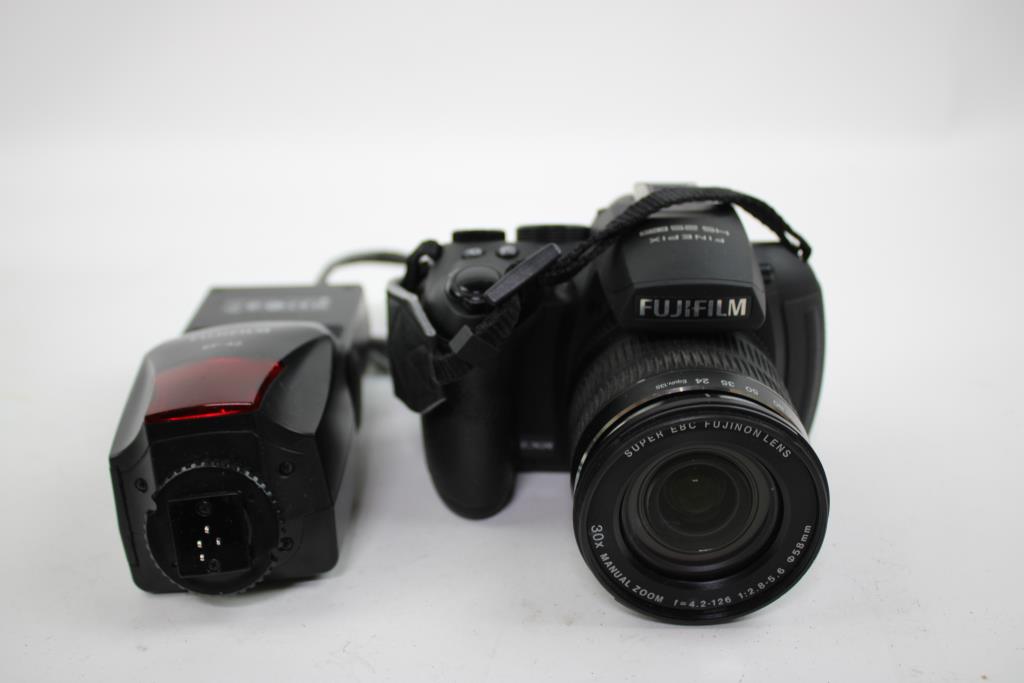 FujiFilm FinePix HS25EXR Digital Camera, With RF-42 Flash And Remote Shutter Release