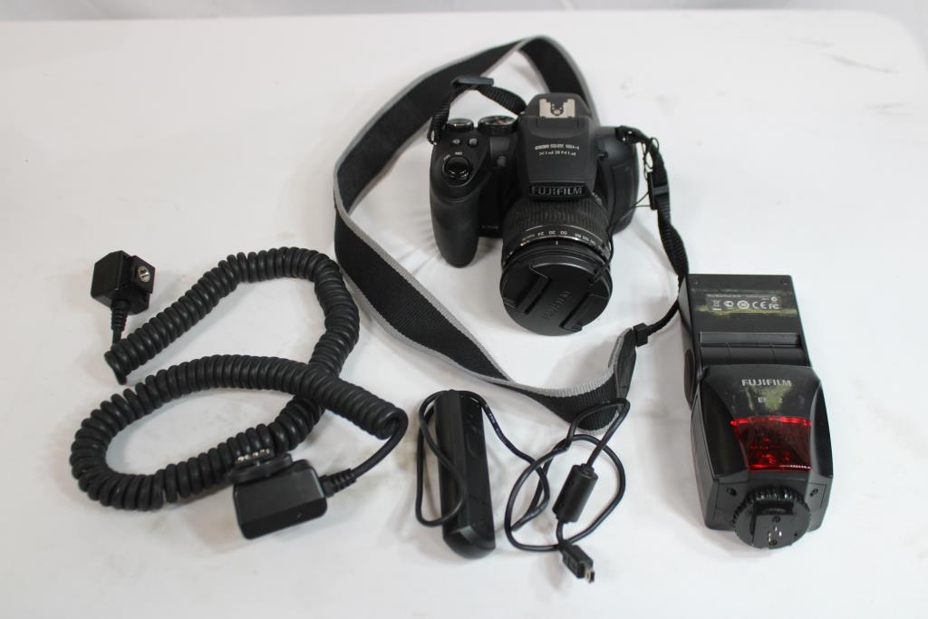 FujiFilm HS25EXR Digital Camera, EF-42 Flash, Flash Cord, And Remote Shutter Release