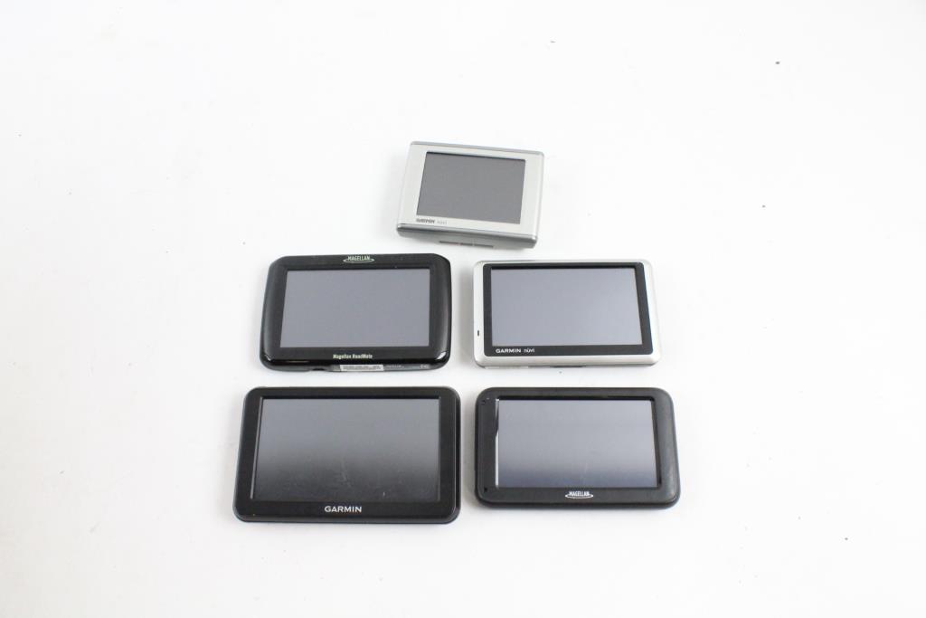 Garmin And Magellan GPS's, 5 Pieces Property Room