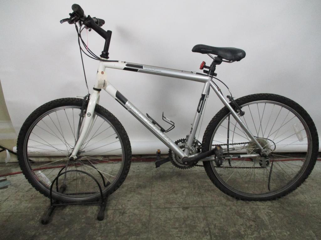 gary fisher trek hybrid bike