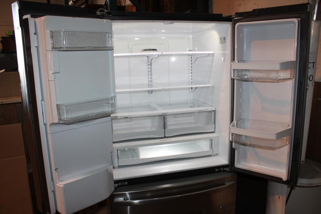 GE 27.7 Cu Ft. French Door Stainless Steel Refrigerator Property Room