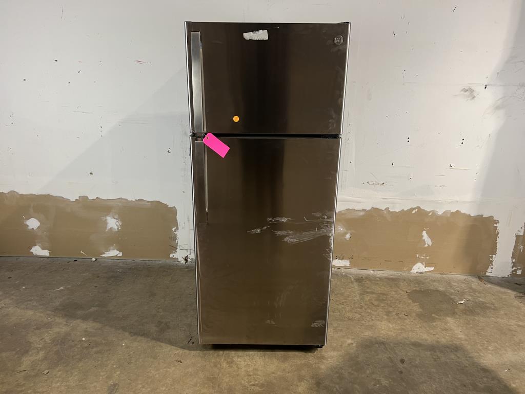 GE Fridge