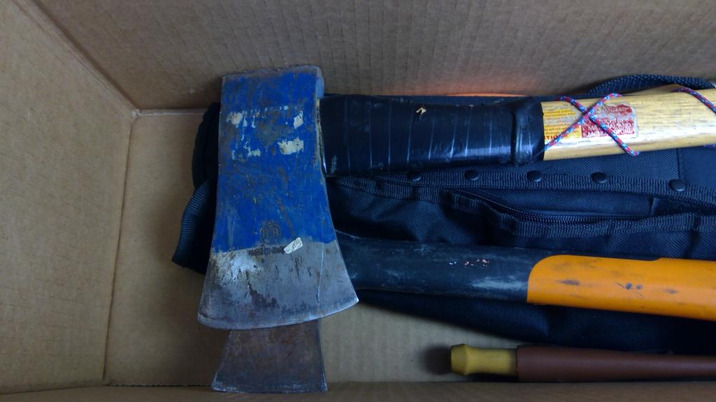 Gerber, American Angler, Berkley & More Knife & Axe Bulk Lot 15 Pieces