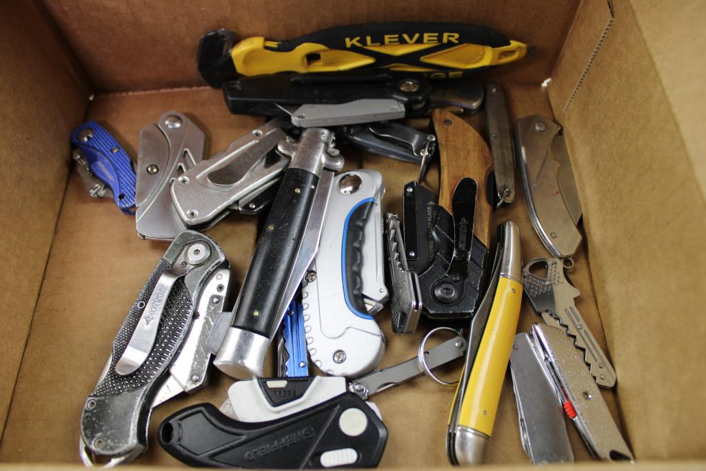 Gerber, SOG, Personna, And Other Knives, 26 Pieces