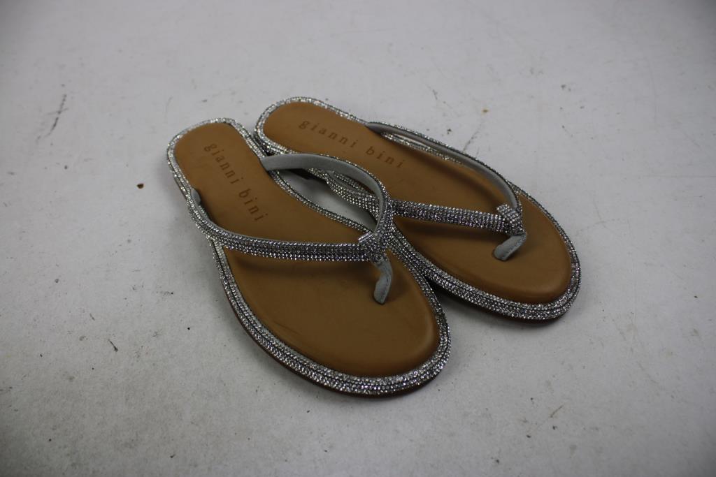 Gianni Bini Silver Rhinestone Flip-Flops, Women's Size 6M