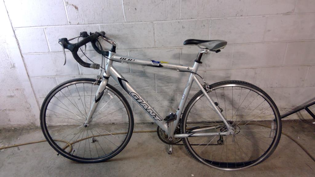 giant road bike ocr3