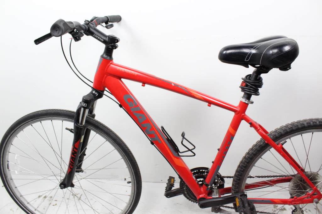 Giant Roam Mountain Bike | Property Room