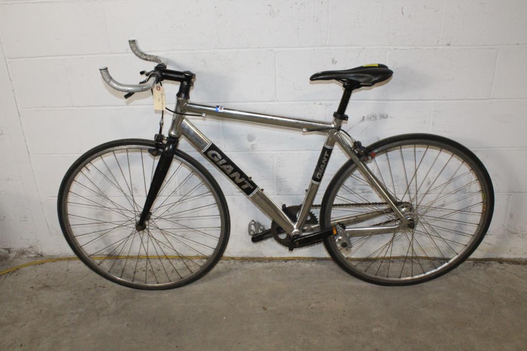 Giant Single Speed Road Bike Property Room