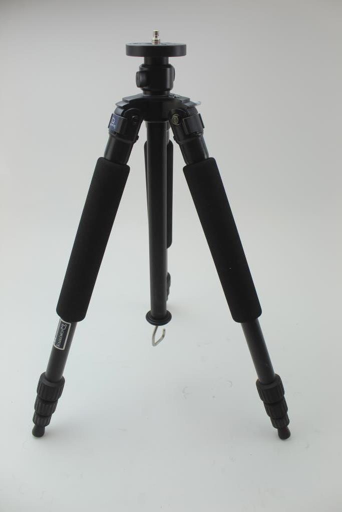 Giottos Professional Aluminum Tripod In Bag Property Room