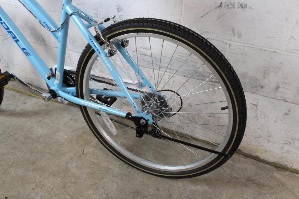 Glendale Hybrid Womens Bike | Property Room