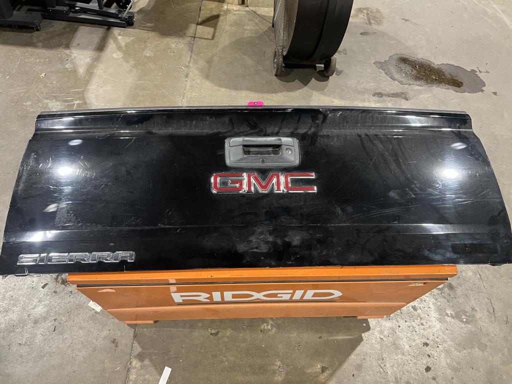 GMC Tailgate