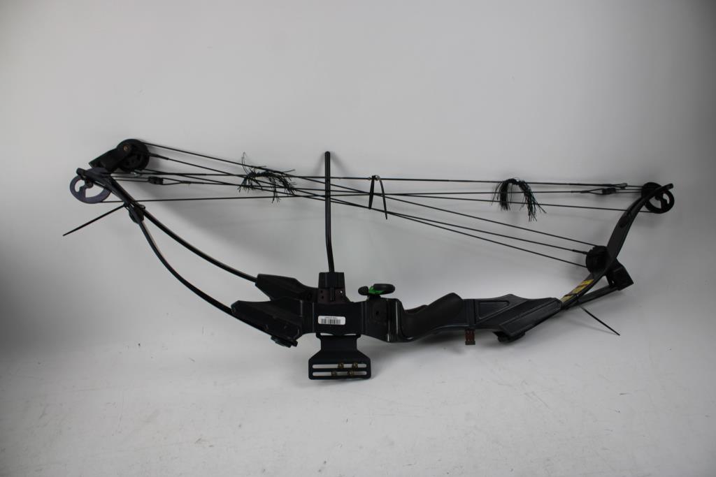 Golden Eagle,  Banshe Barnett 2 Bows,