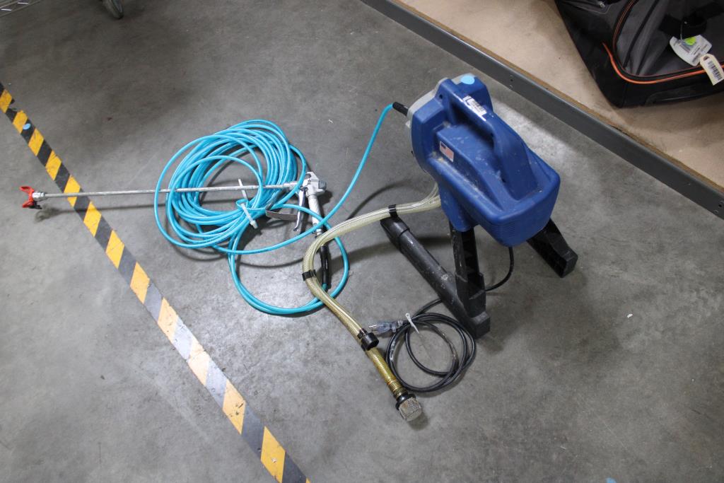 Graco Magnum X5 3000 PSI 0.27 GPM Electric TrueAirless Paint Sprayer