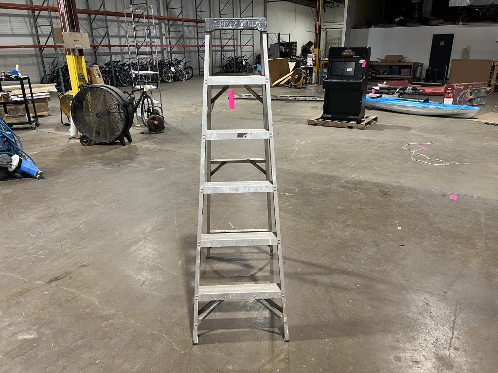 Green Bull Ladder