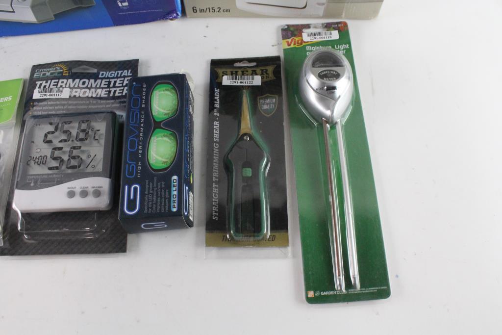 growers edge thermometer and hygrometer